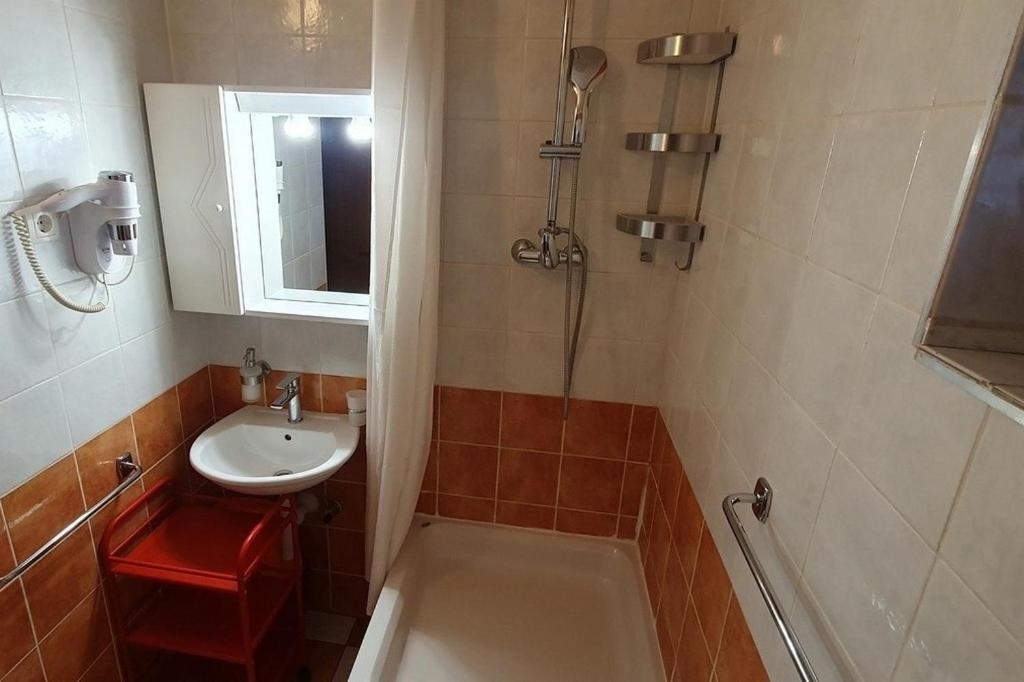 Apartments For Families With Children Lopar, Rab - 22227 Стая снимка