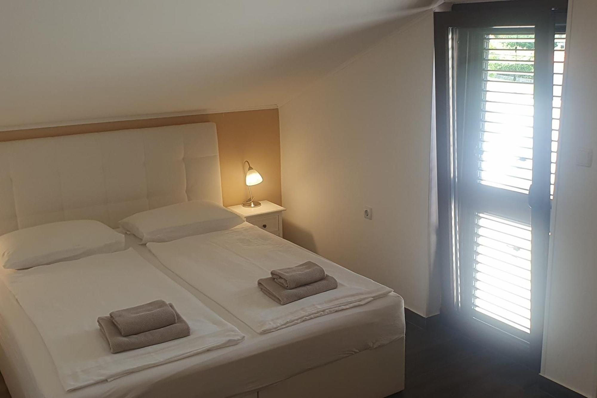 Apartments For Families With Children Lopar, Rab - 22227 Стая снимка