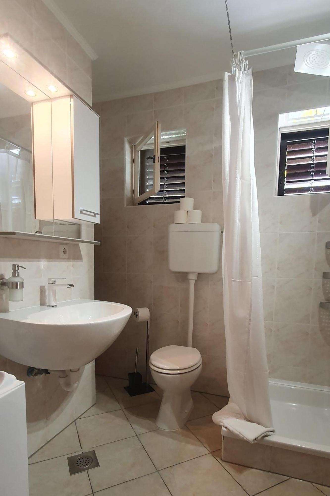 Apartments For Families With Children Lopar, Rab - 22227 Стая снимка